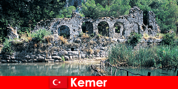 Kemer đại diện cho phần châu Âu của Thổ Nhĩ Kỳ