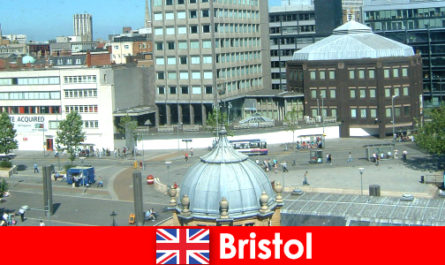 Danh lam thắng cảnh ở thành phố Bristol ở Anh cho du khách