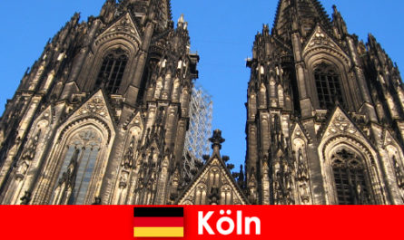 Du lịch gia đình Đức với trẻ em muốn đi đến thành phố Cologne