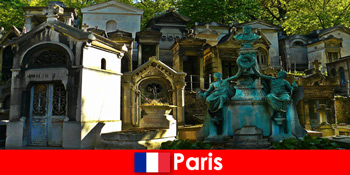 Chuyến đi châu Âu cho những người yêu thích nghĩa trang với các địa điểm chôn cất phi thường ở Pháp Paris