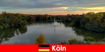 Tour du lịch thiên nhiên qua núi rừng và hồ trong các công viên tự nhiên của Cologne Đức