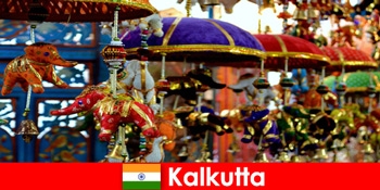 Nghi lễ tôn giáo đầy màu sắc trên Calcutta Ấn Độ một mẹo du lịch cho người lạ