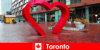 Toronto Canada như một thành phố đầy màu sắc trải nghiệm khách nước ngoài như một đô thị đa văn hóa
