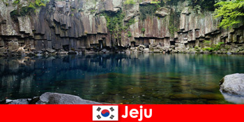 Những chuyến đi đường dài kỳ lạ đến cảnh quan núi lửa tuyệt đẹp của Jeju Hàn Quốc