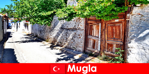 Những ngôi làng đẹp như tranh vẽ và người dân địa phương hiếu khách chào đón khách du lịch đến Mugla Thổ Nhĩ Kỳ