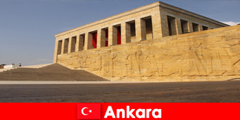 Jaunt cho khách nước ngoài thông qua lịch sử cổ xưa của Ankara Thổ Nhĩ Kỳ