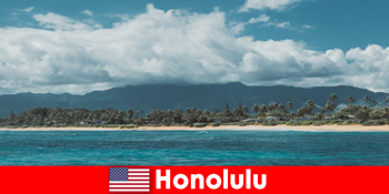 Các chuyến đi lặn cho khách du lịch thể thao ở Honolulu Hoa Kỳ một trải nghiệm độc đáo