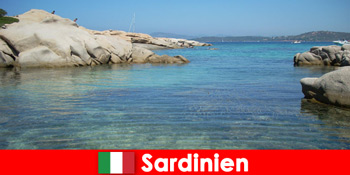 Sardinia Ý cung cấp bãi biển và mặt trời tinh khiết cho người nước ngoài