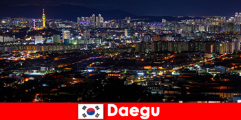 Daegu ở Hàn Quốc là siêu đô thị công nghệ như một chuyến đi giáo dục cho sinh viên du lịch