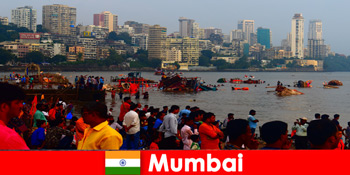 Hiện đại và truyền thống mê hoặc người lạ từ khắp Mumbai Ấn Độ