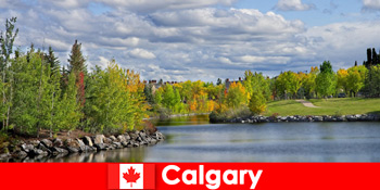 Calgary Canada cung cấp các tour du lịch bằng xe đạp và bữa ăn lành mạnh cho khách du lịch yêu thể thao