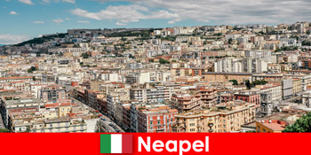Khuyến nghị và thông tin cho Naples thành phố ven biển ở Ý