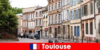 Nhà hàng tuyệt vời Quán bar và lòng hiếu khách ở Toulouse Pháp thưởng thức